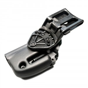 Кобура пластиковая, закрытая с мех. фиксации для "S-S P 226" №27 на ременном держателе / Черный / STICH PROFI